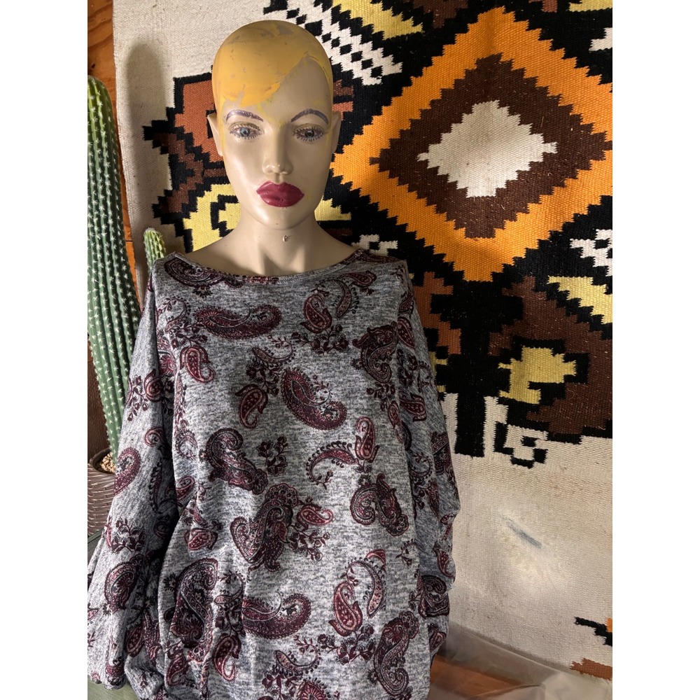 Bobbie Brooks Paisley Top Womens 3X Gray Burgundy Excellent Long Sleeve Knit